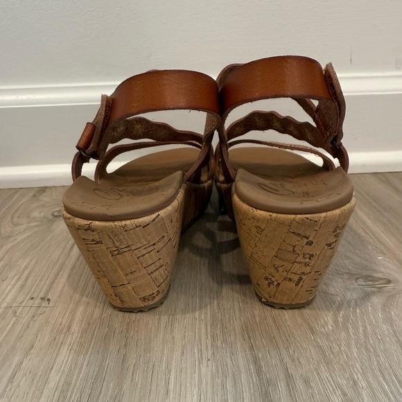 Skechers Cali Brown Leather Wedge Sandals – Comfort Luxe Foam – Approx Size 7.5 - Picture 4 of 6